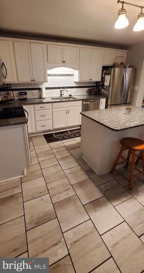 104 Main St, Hbg Inter Airp PA 17057-1216 exterior