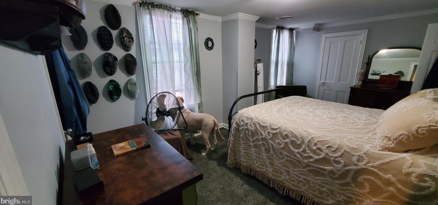 104 Main St, Hbg Inter Airp PA 17057-1216 exterior