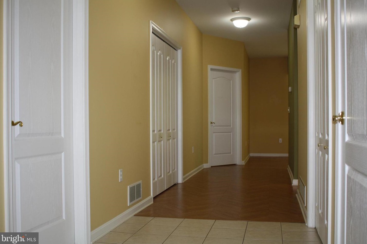 6422 Whisper Wood Ln, Harrisburg, PA 17112