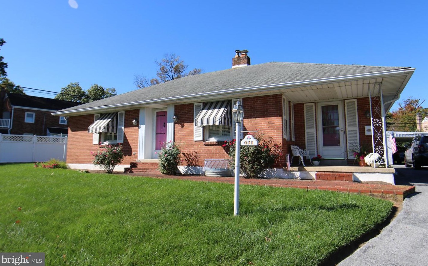611 Vine St, Hbg Inter Airp, PA 17057