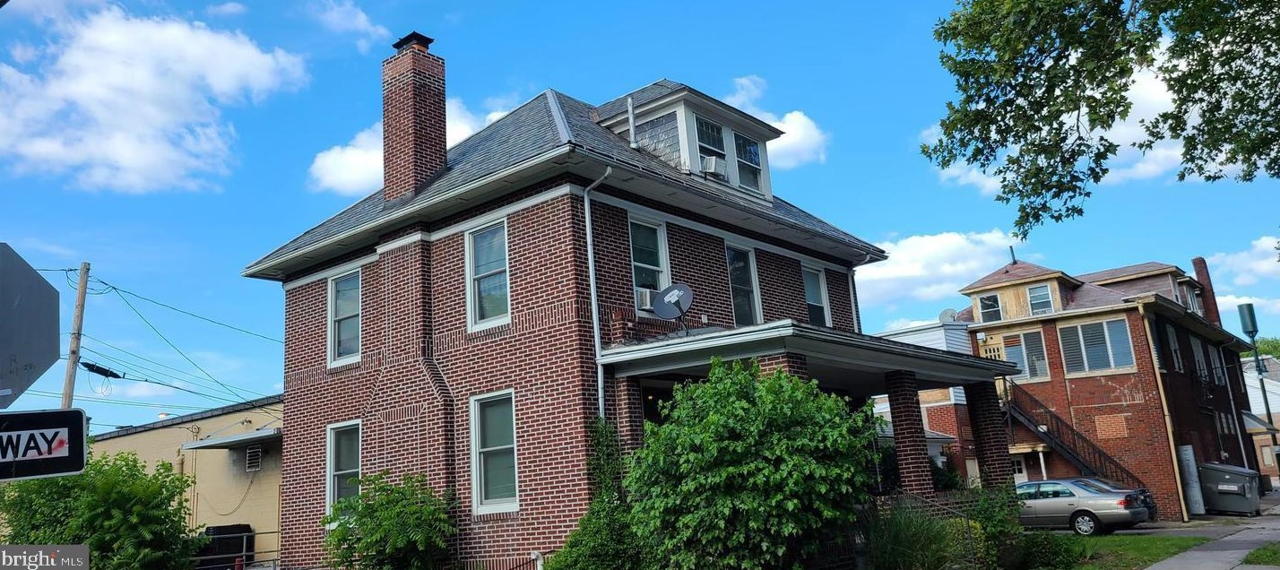 248 Emerald St, Harrisburg, PA 17110