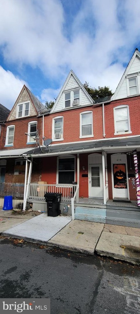 614 Ross St, Harrisburg, PA 17110