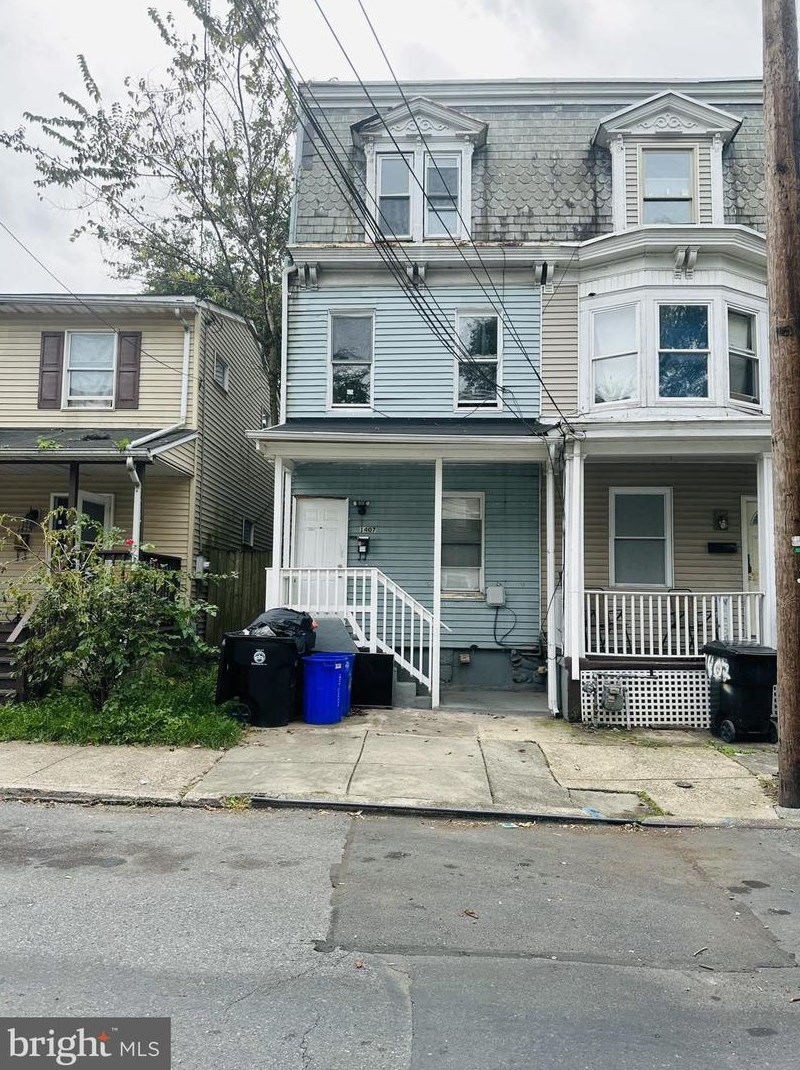 1407 Zarker St, Harrisburg, PA 17104