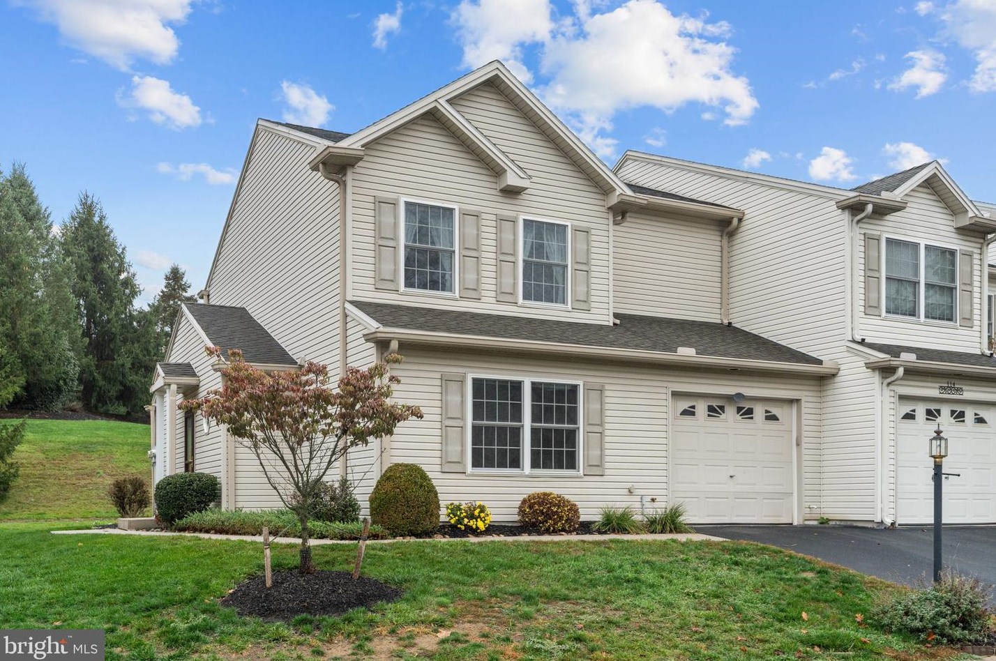 112 Oaklea Rd, Harrisburg, PA 17110