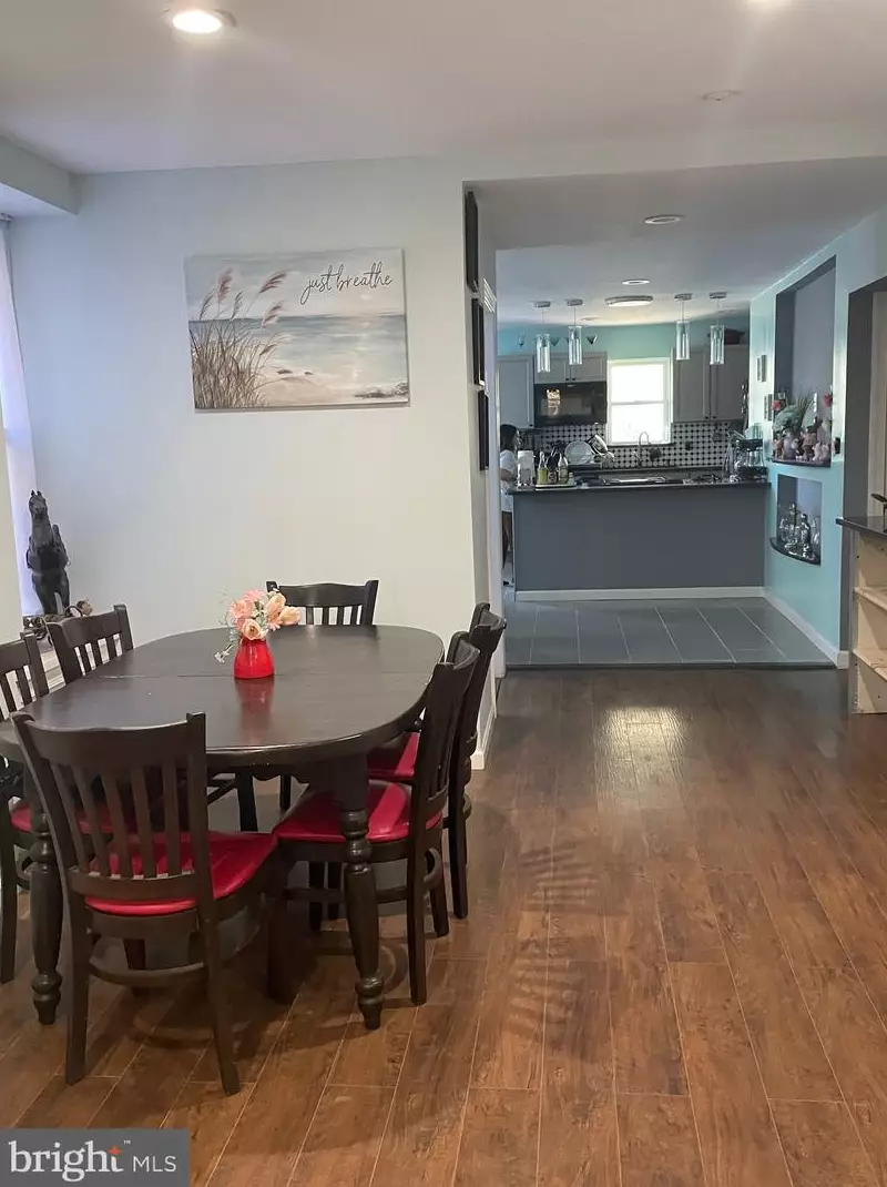 220 S 15th St, Harrisburg, PA 17104