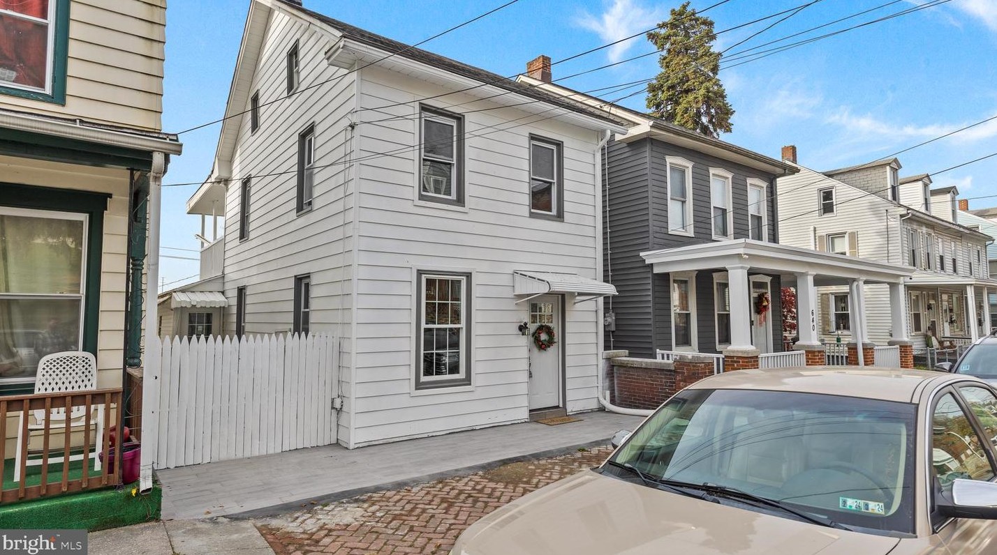 638 N 2nd St, Harrisburg, PA 17113