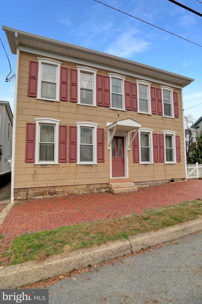 245 W Main St, Elizabethville, PA 17023