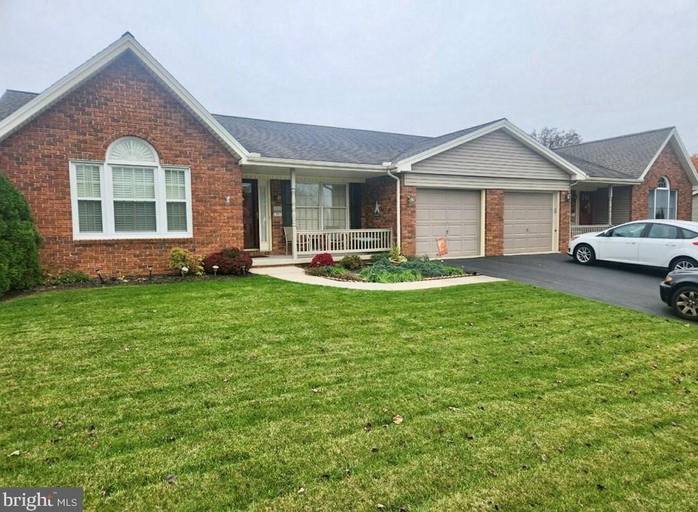 1301 Woodridge Dr, Hbg Inter Airp, PA 17057