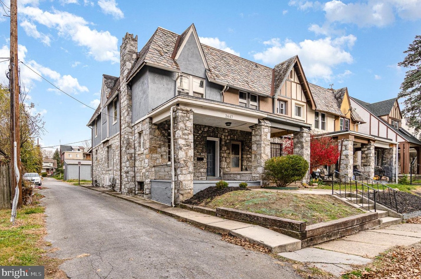 2647 4th St, Harrisburg, PA 17110-2009