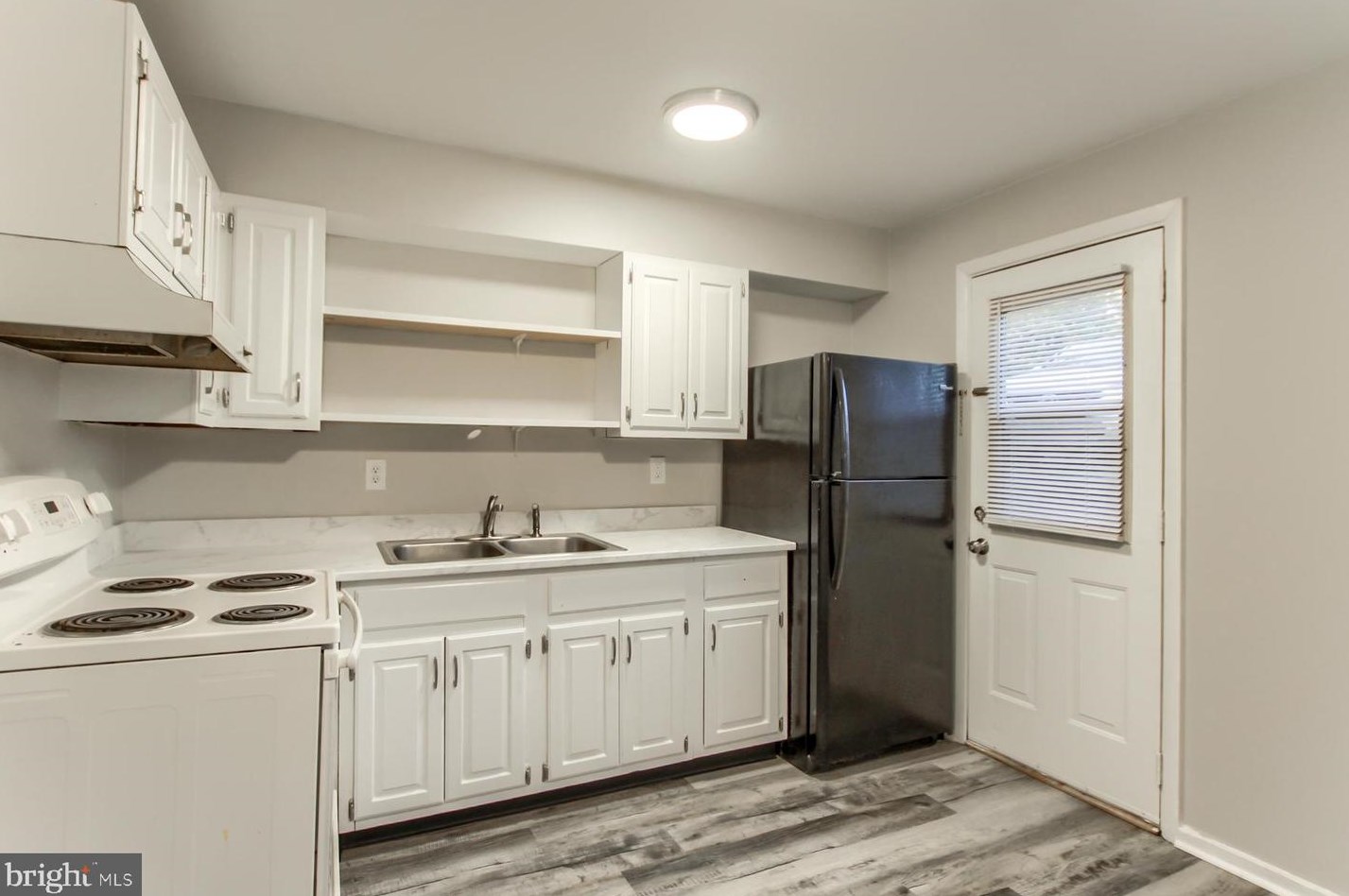 31 Union St, Powells Vly, PA 17032