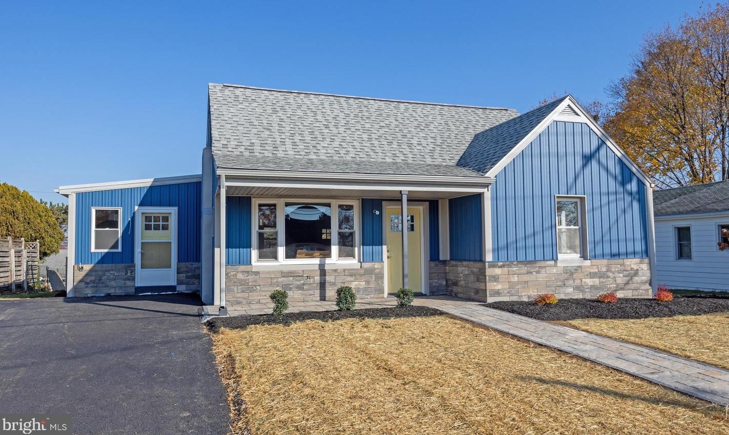 5206 Locust Ln, Harrisburg, PA 17109-5522