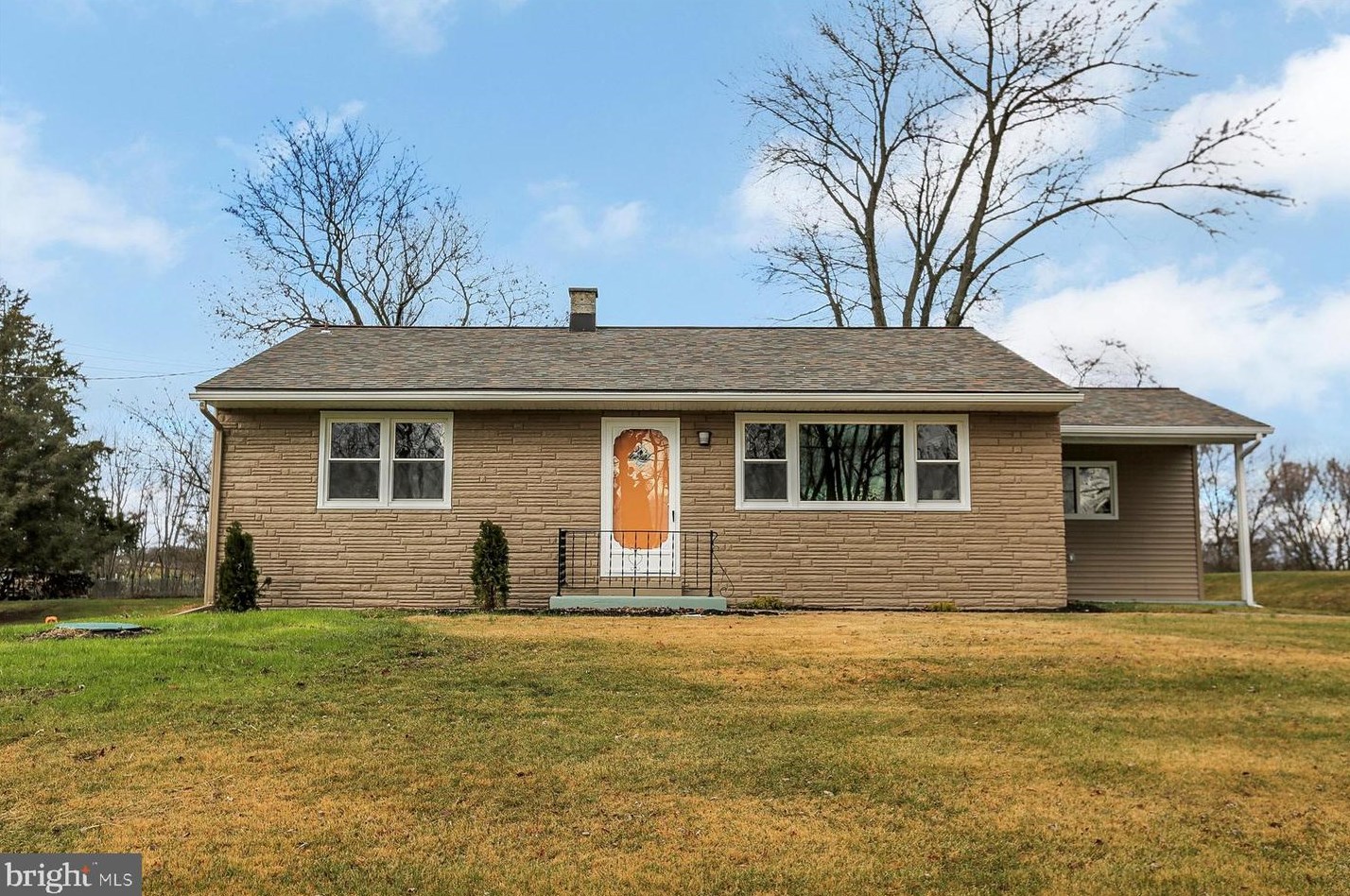 4159 Whitman Ln, Hbg Inter Airp, PA 17057
