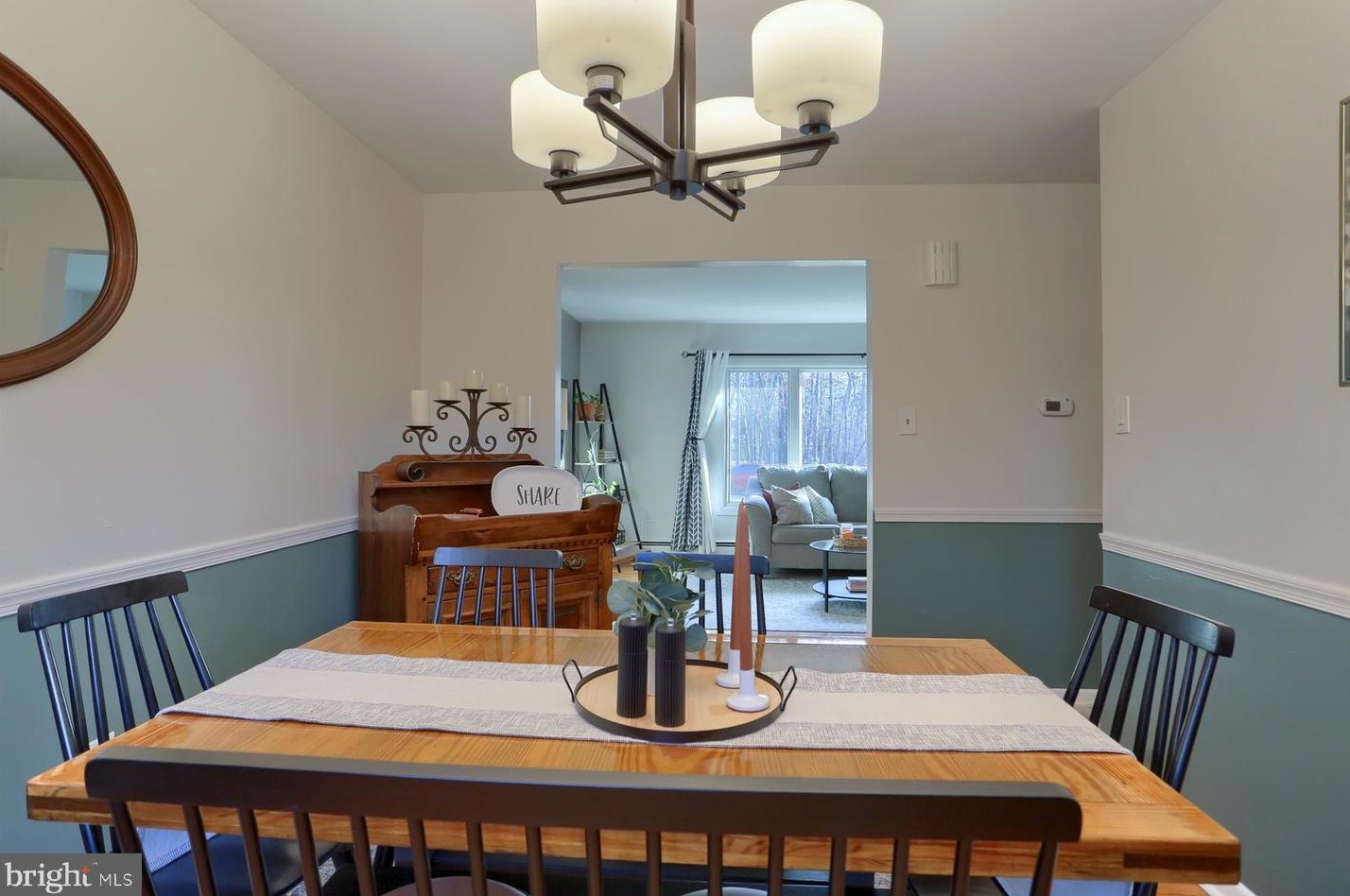 216 Fairville Ave, Harrisburg PA  17112-9701 exterior