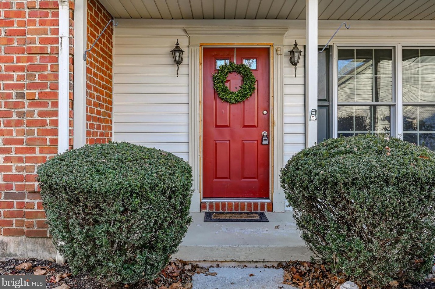 2077 Raleigh Rd, Hummelstown, PA 17036-8714