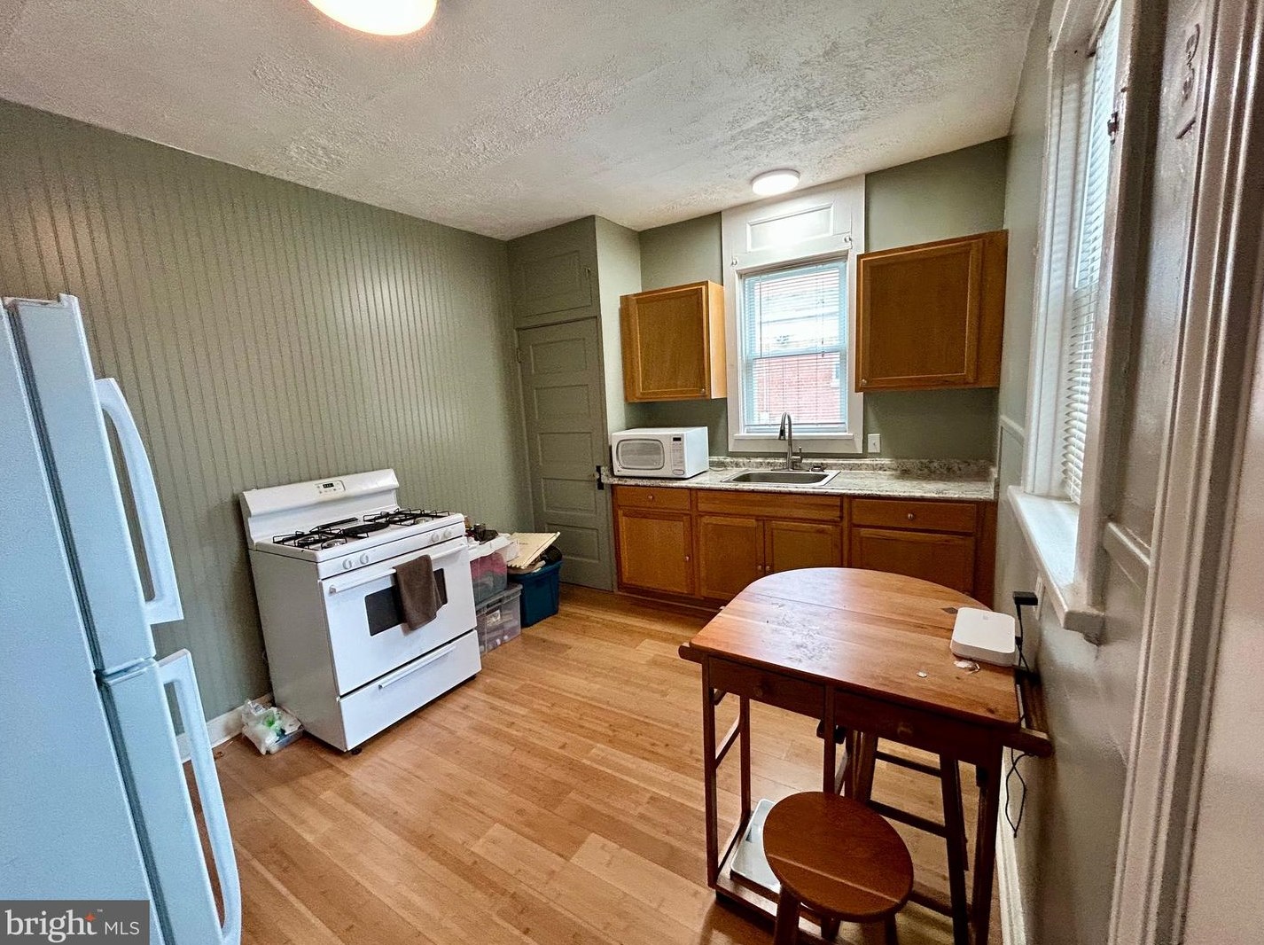 1625 Herr St, Harrisburg PA  17103-1450 exterior