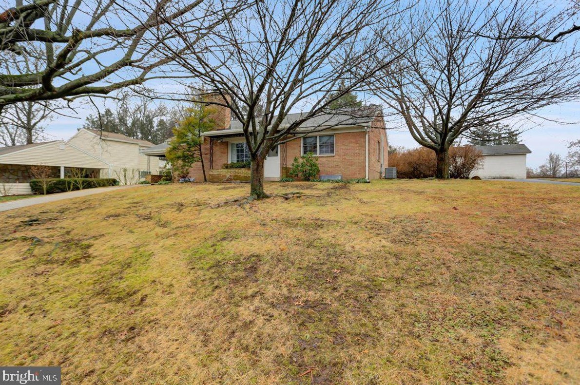3503 Beaufort St, Harrisburg, PA 17111