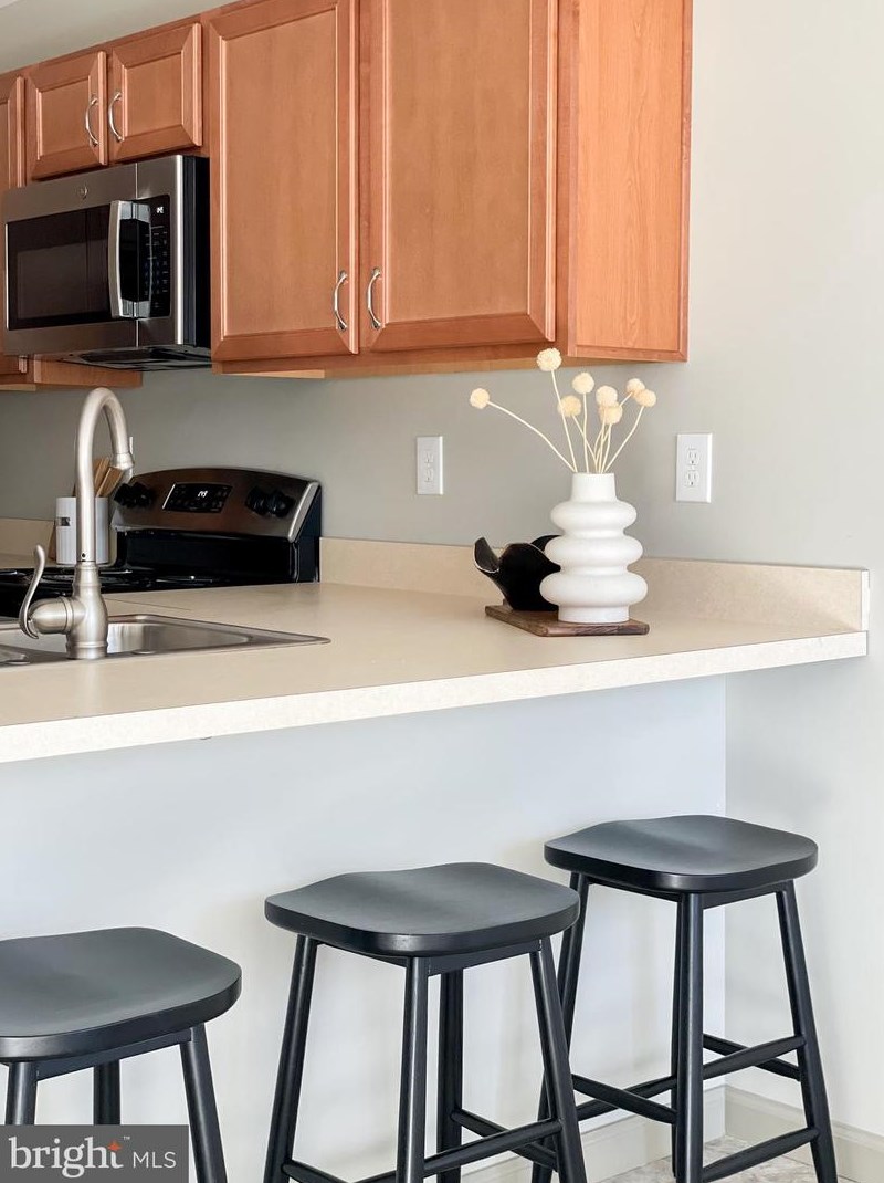 246 Hummel St, Harrisburg PA  17104-1728 exterior