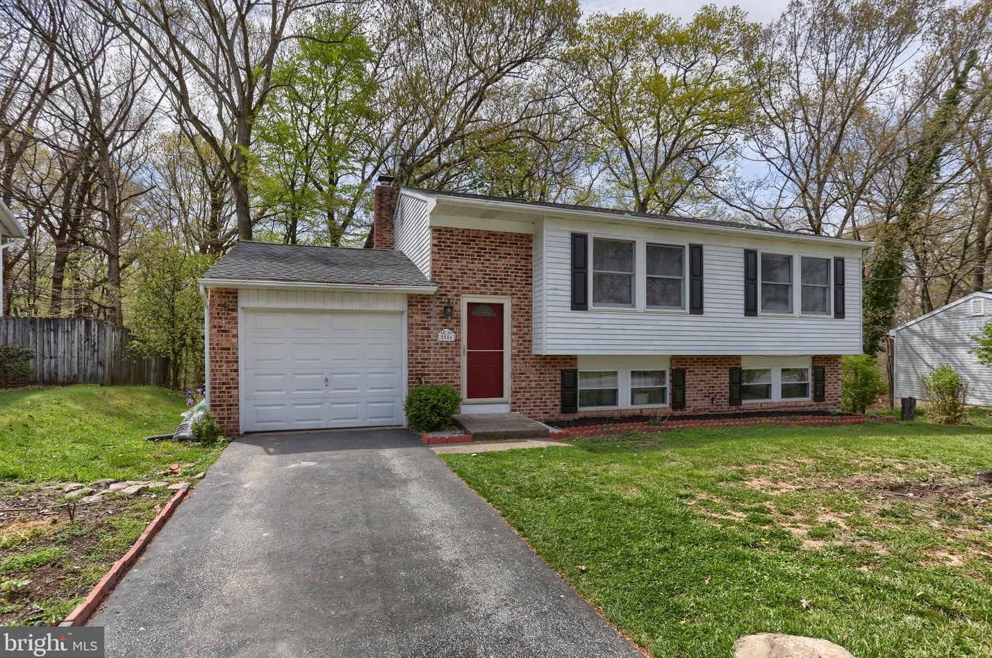 5556 Edsel St, Harrisburg PA  17109-5658 exterior