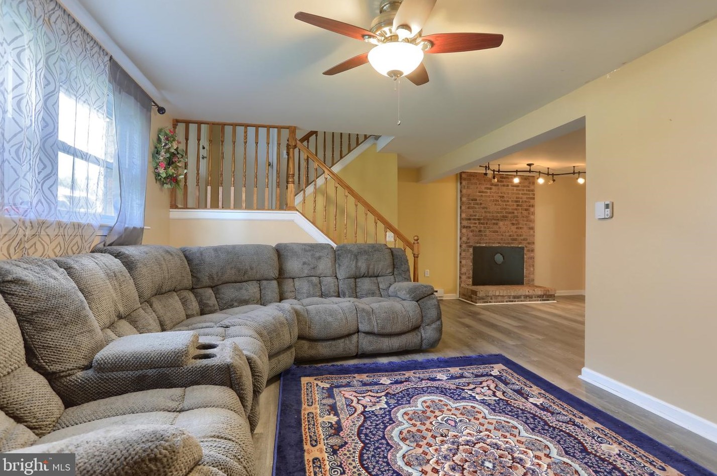 5556 Edsel St, Harrisburg PA  17109-5658 exterior