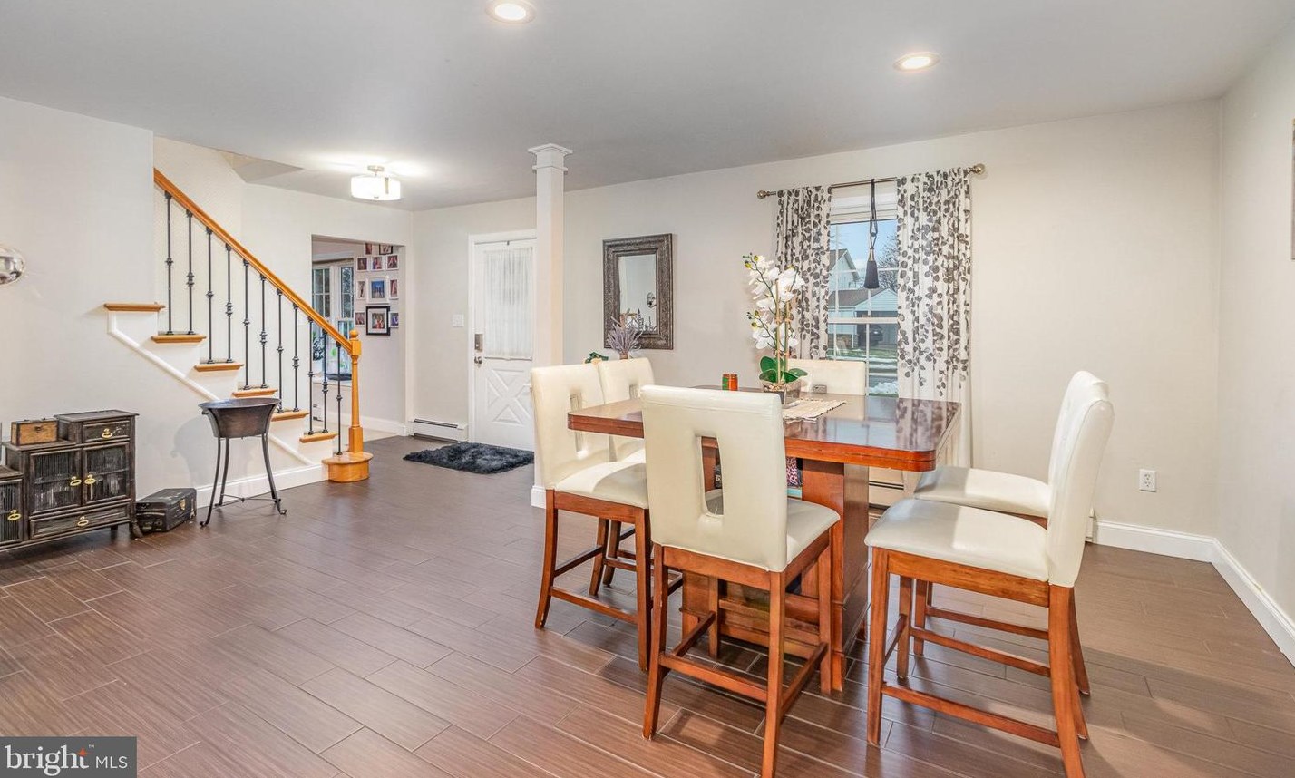 253 Redwood St, Hummelstown, PA 17036