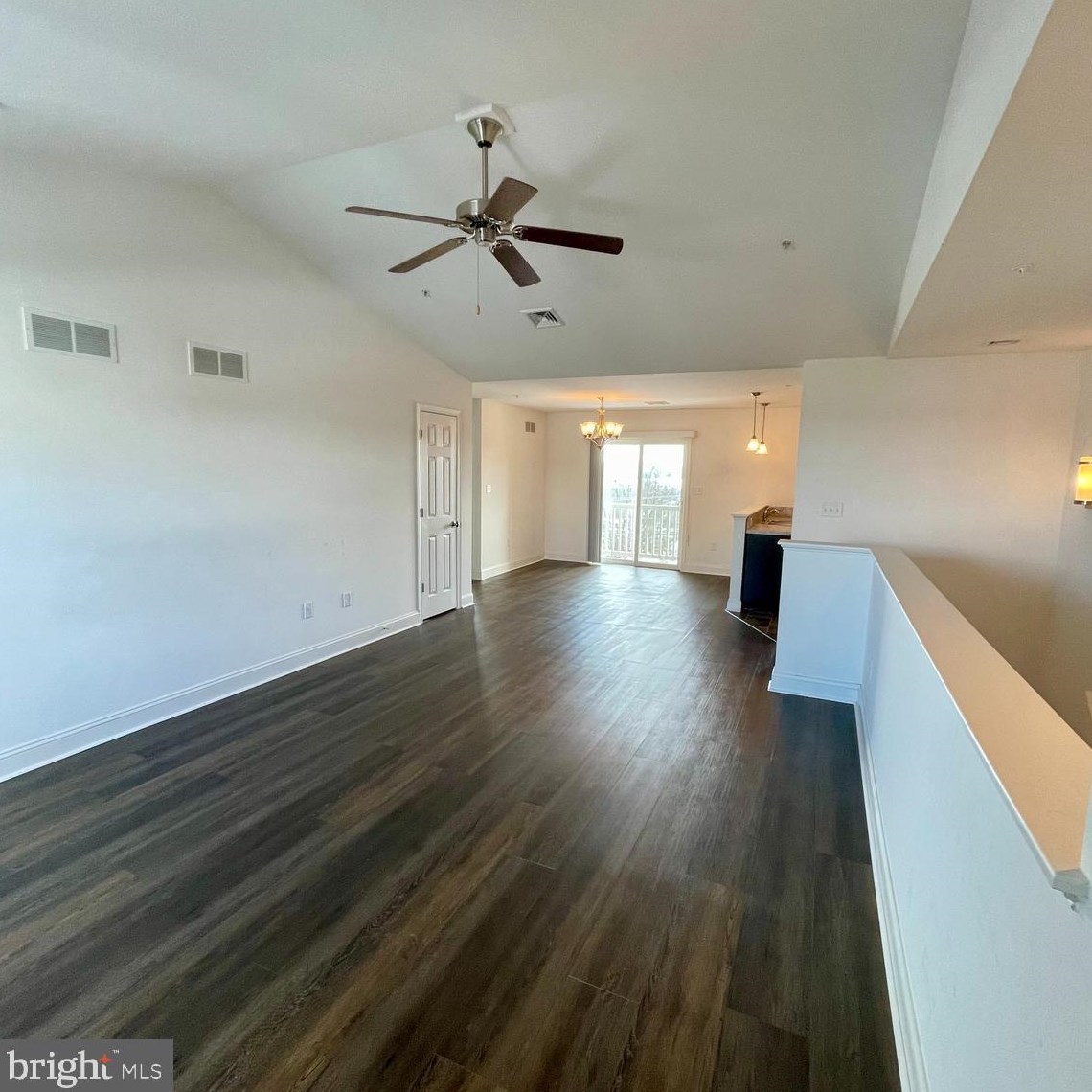 8431 Hilton St, Hummelstown, PA 17036