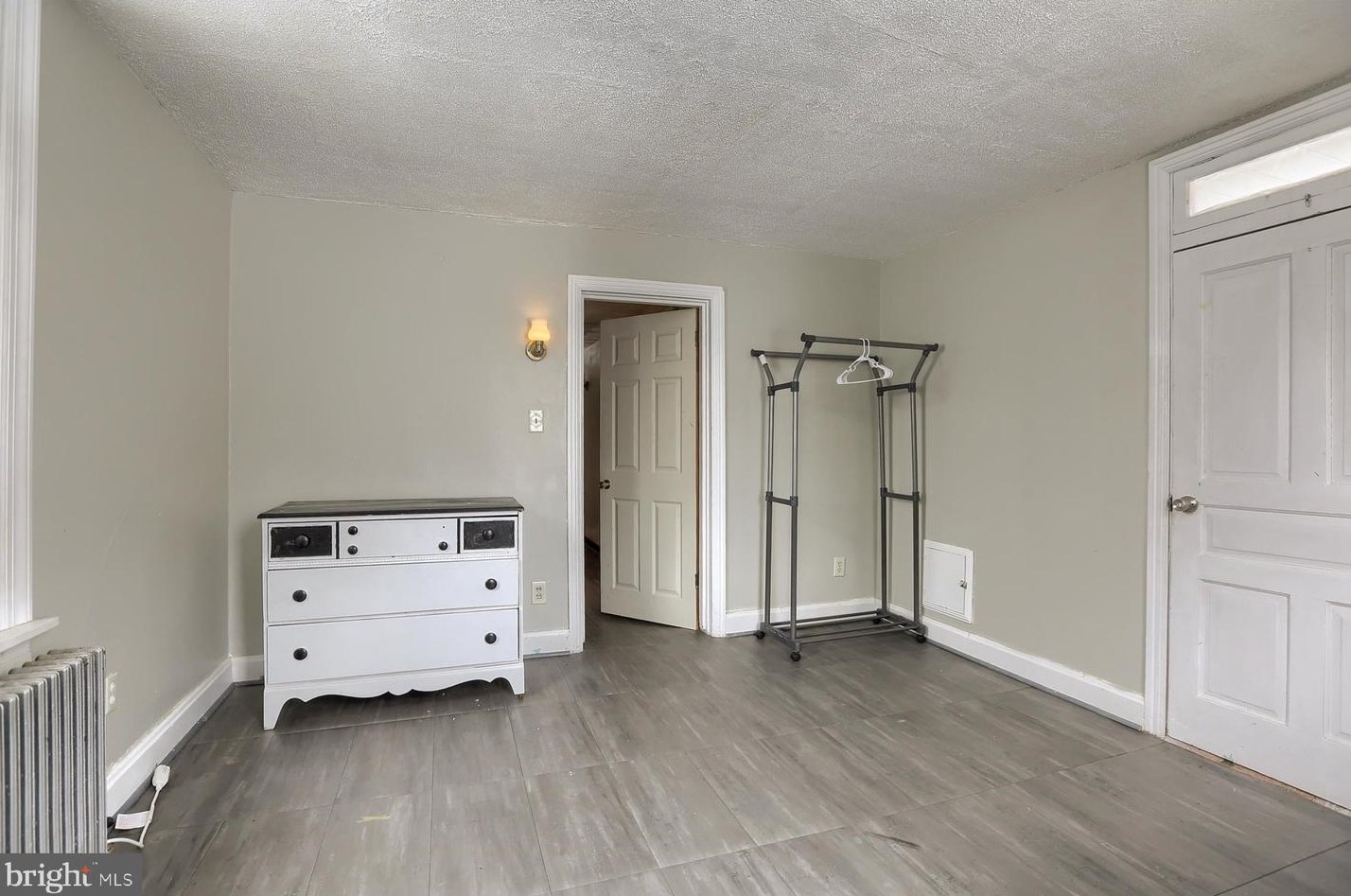 236 Main St, Hbg Inter Airp PA  17057-2229 exterior