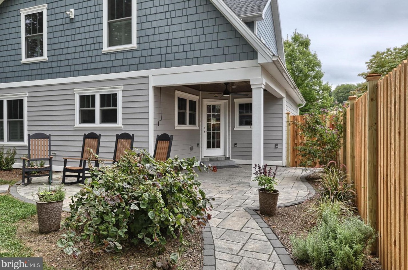 245 Maple Ave, Swatara PA  17033-1549 exterior