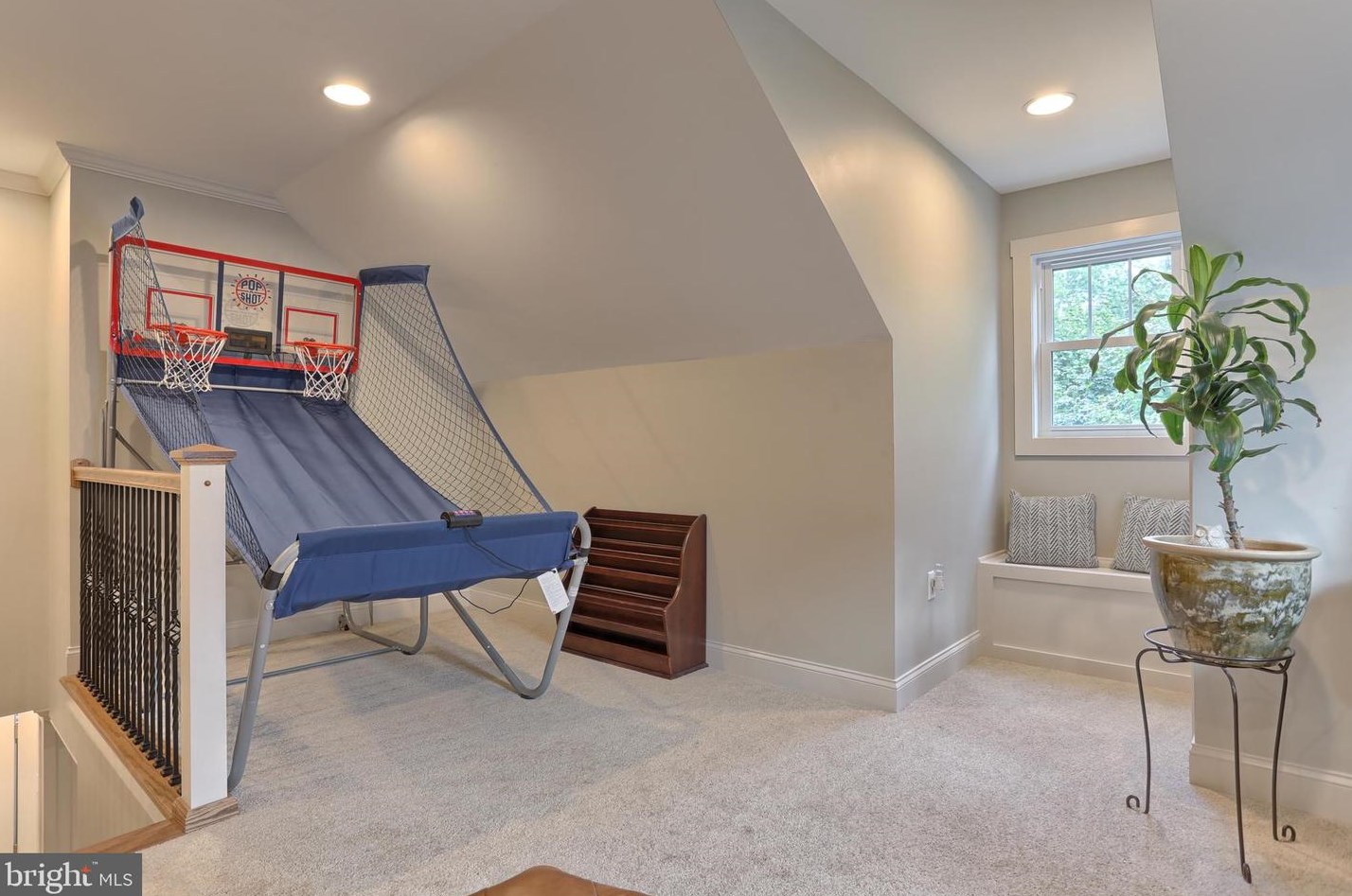 245 Maple Ave, Swatara PA  17033-1549 exterior