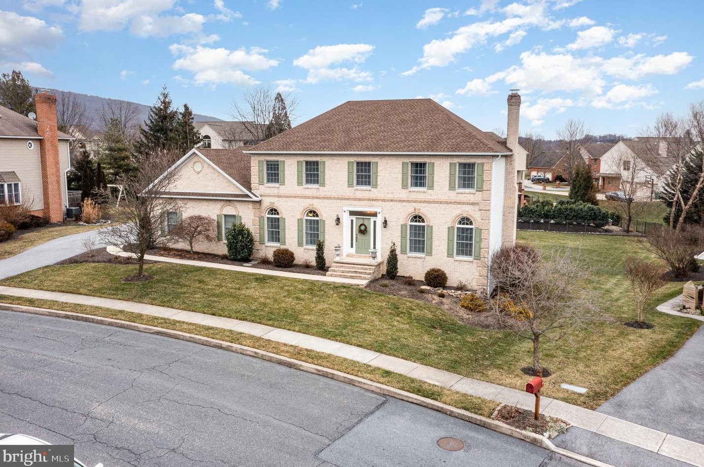 2311 Scarsborough Dr, Harrisburg, PA 17112-6035
