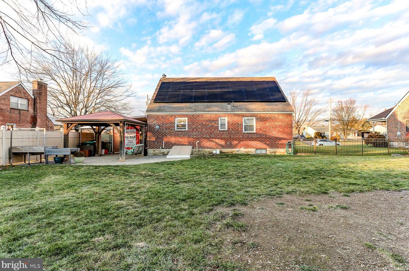6233 Elmer Ave, Harrisburg, PA 17112-1777