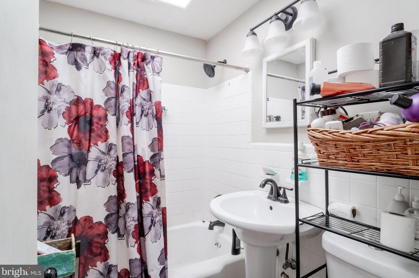 2462 Brookwood St, Harrisburg PA  17104-2111 exterior