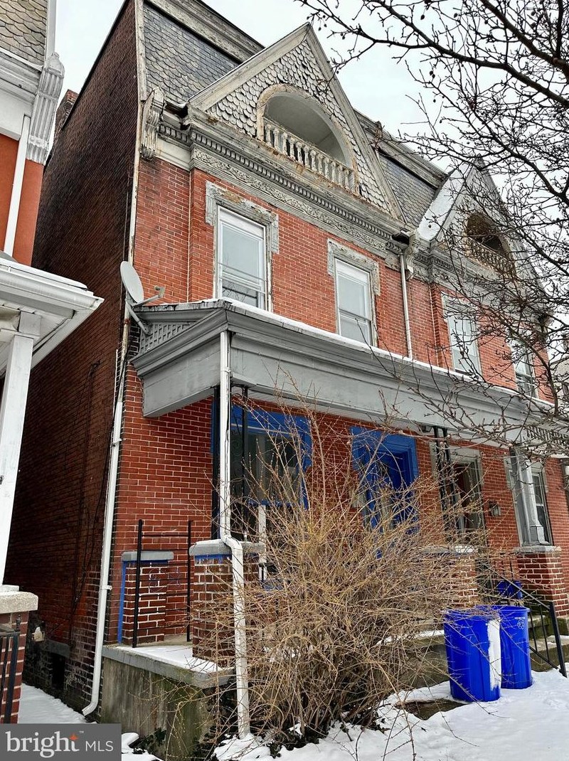 131 13th St, Harrisburg, PA 17103-1302
