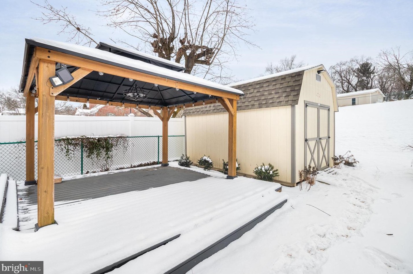 2004 Sauers Rd, Harrisburg, PA 17110-9545