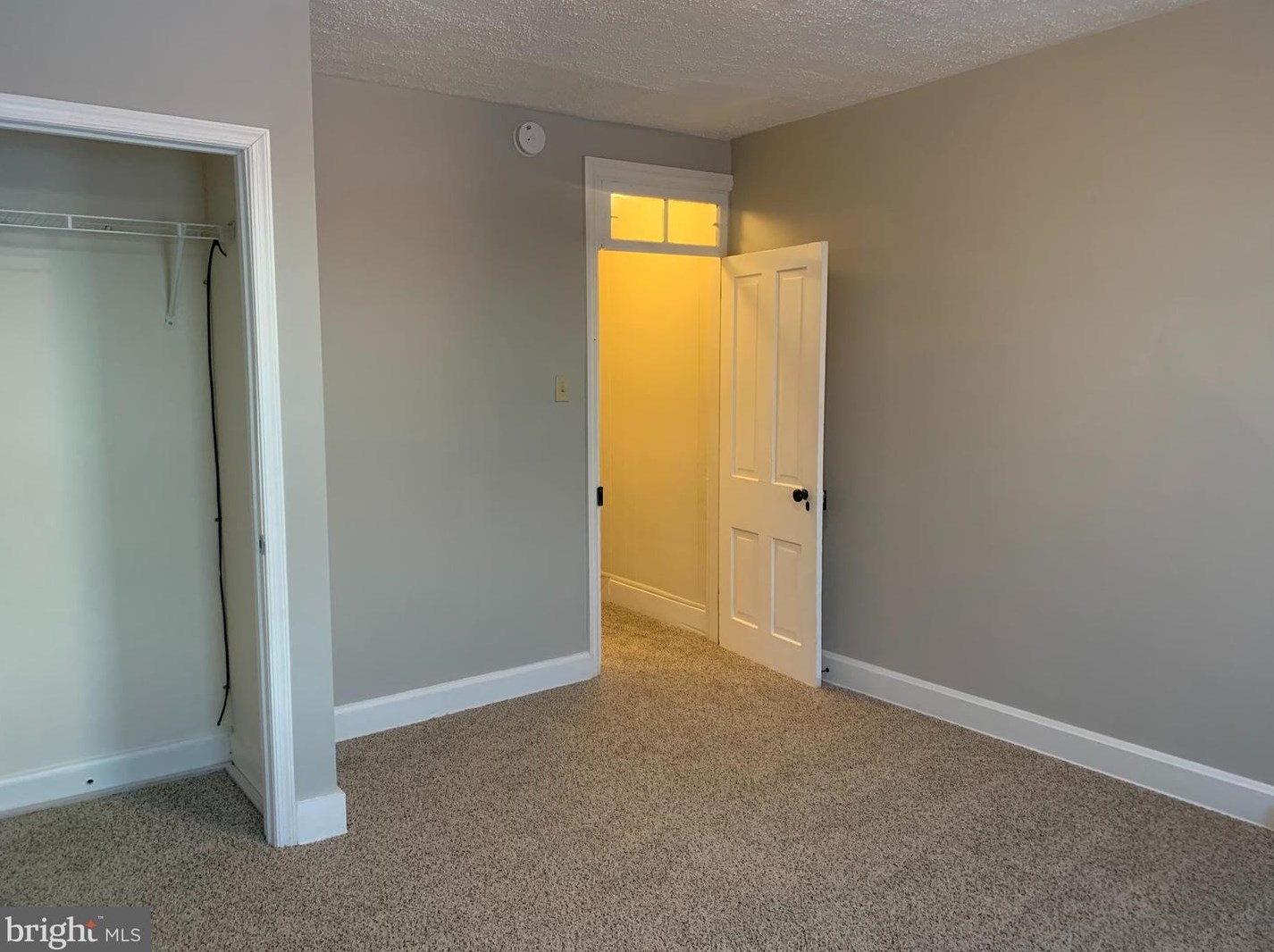 613 Peffer St, Harrisburg PA  17102-1025 exterior