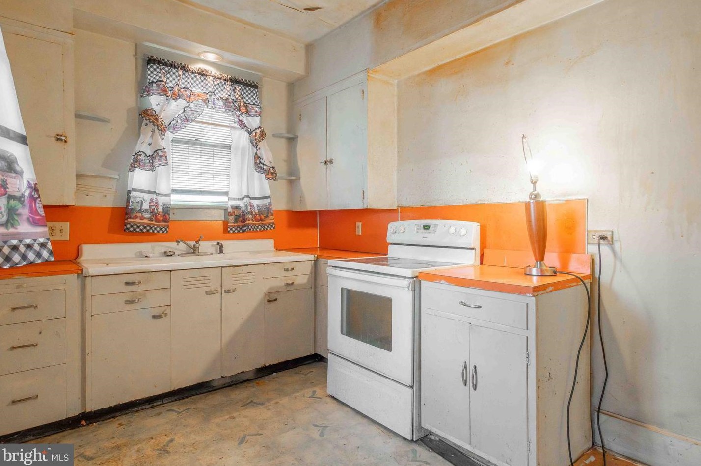 1113 17th St, Harrisburg PA  17103-1245 exterior