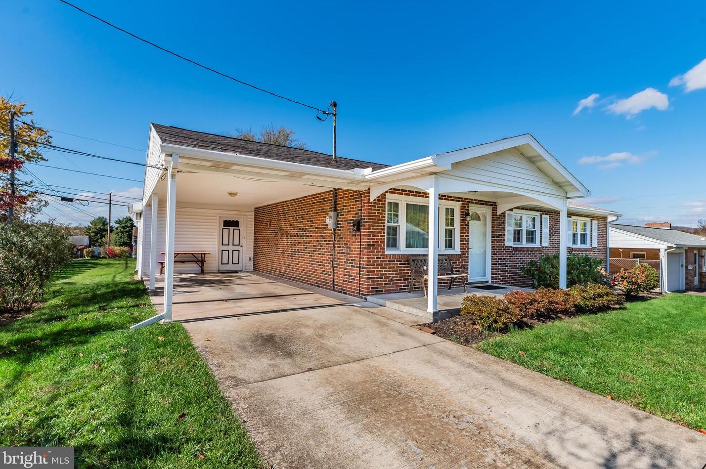 500 Winand Dr, Harrisburg, PA 17109-1126