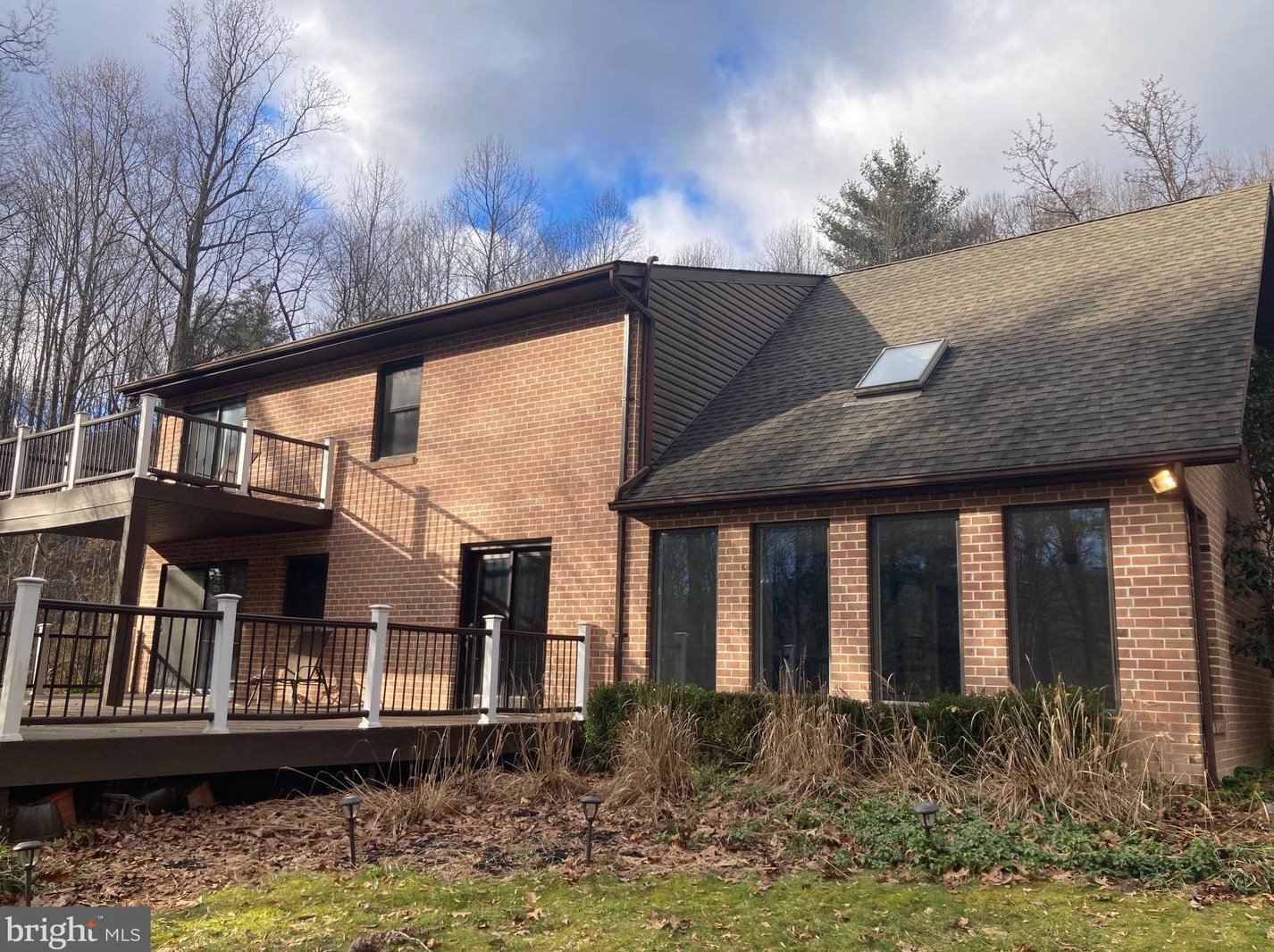 1660 Chase Ln, Water Gap, PA 17018