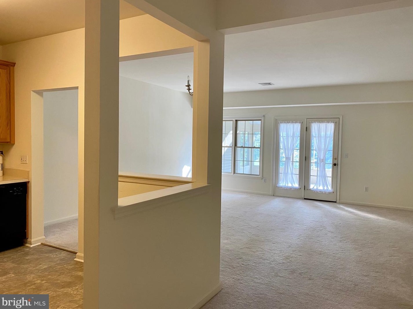 1946 Limestone Dr, Hummelstown PA  17036-7023 exterior