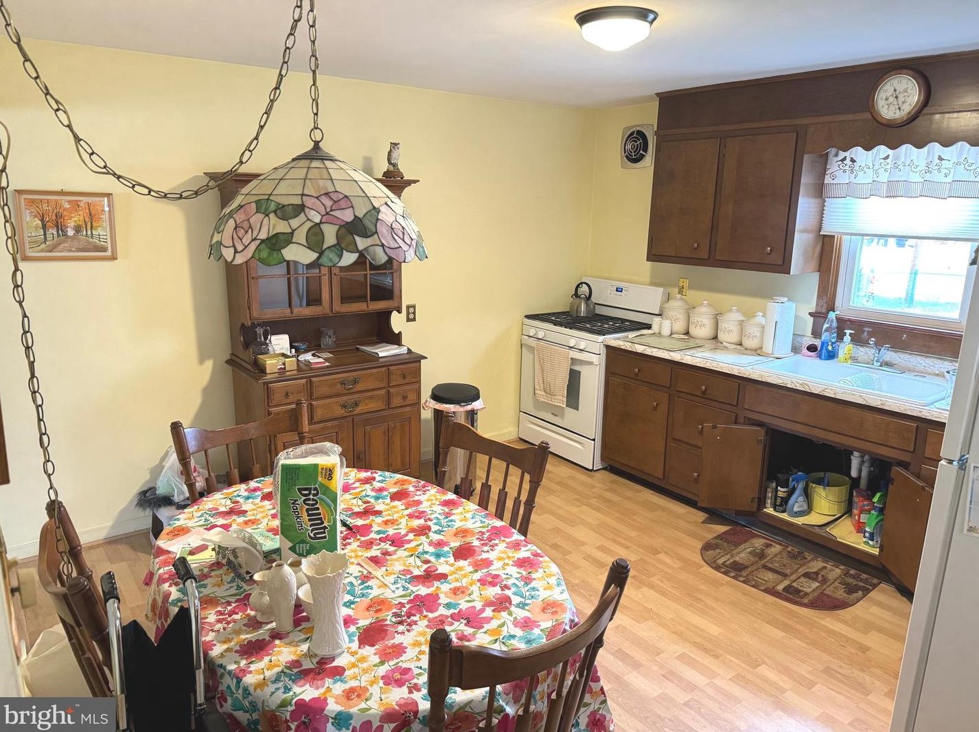 5004 Locust Ln, Harrisburg PA  17109-4521 exterior