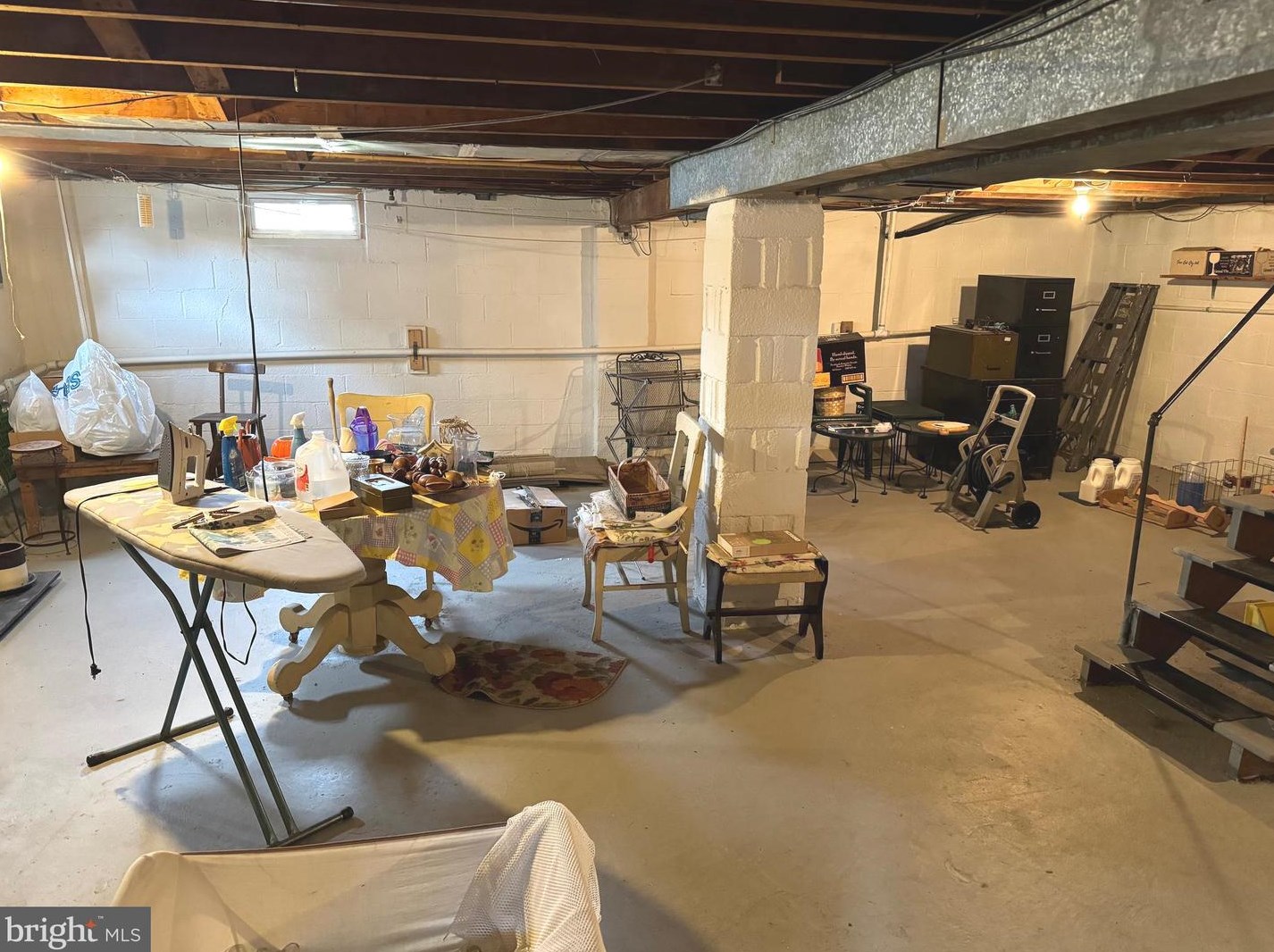 5004 Locust Ln, Harrisburg PA  17109-4521 exterior