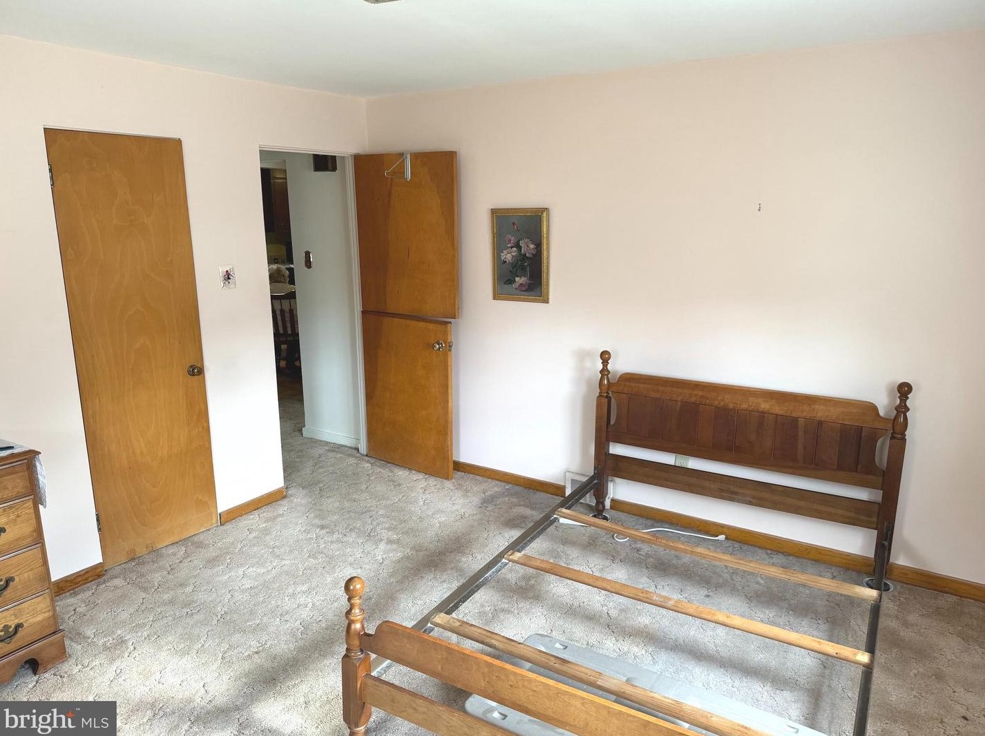 5004 Locust Ln, Harrisburg PA  17109-4521 exterior