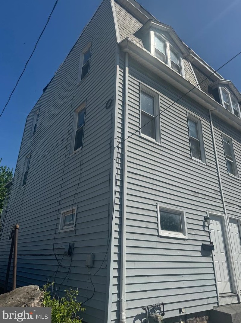 610 Wiconisco St, Harrisburg, PA 17110-2635