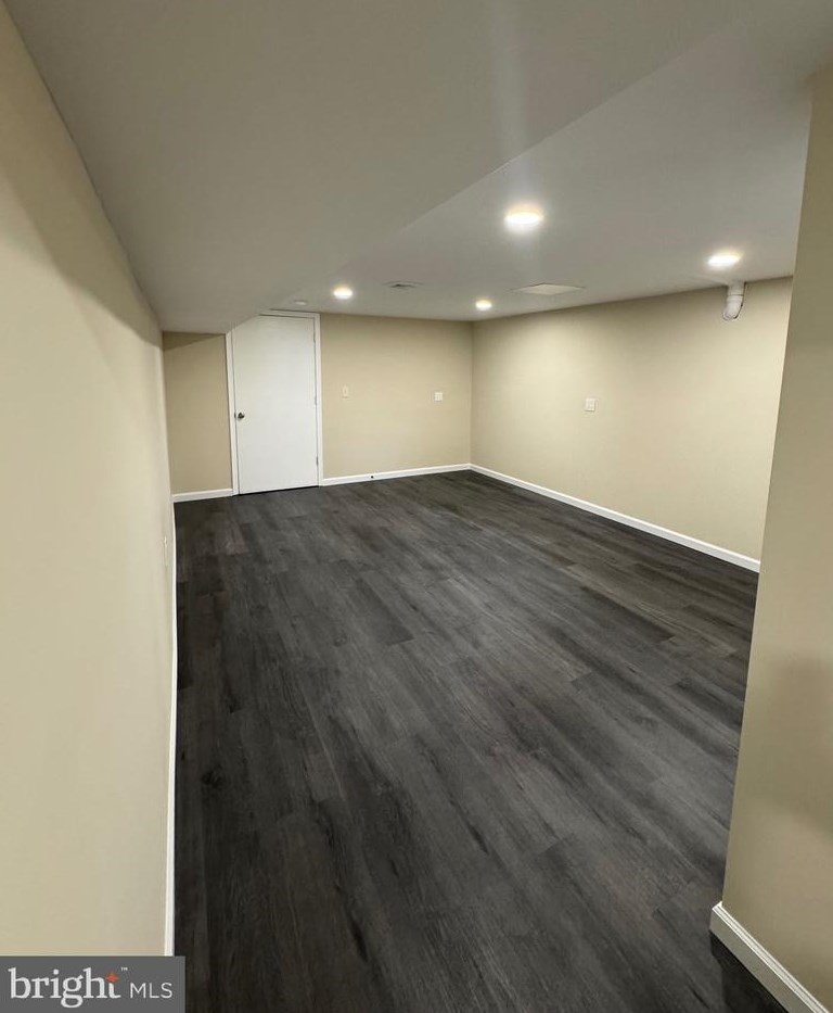 531 Bessemer St, Harrisburg PA  17113-1853 exterior