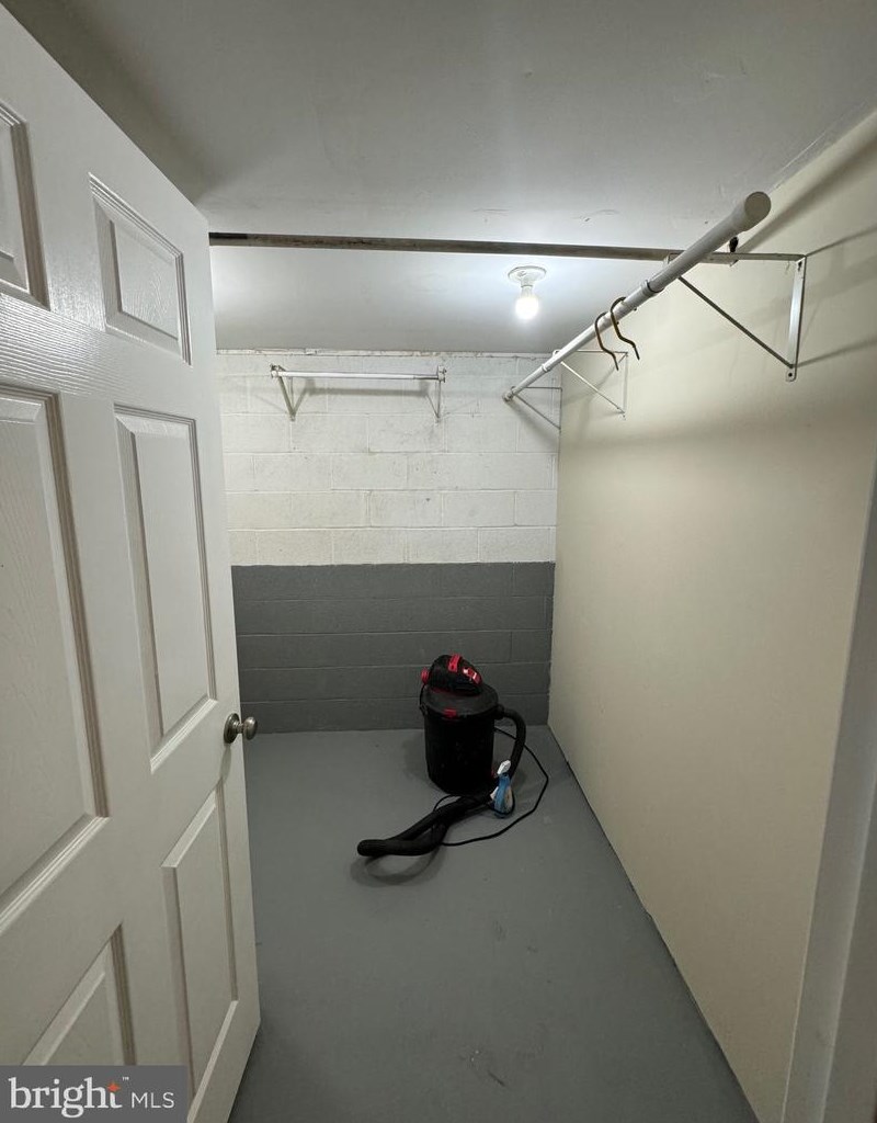 531 Bessemer St, Harrisburg PA  17113-1853 exterior