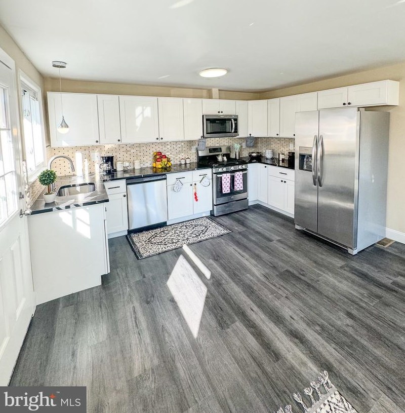 531 Bessemer St, Harrisburg, PA 17113