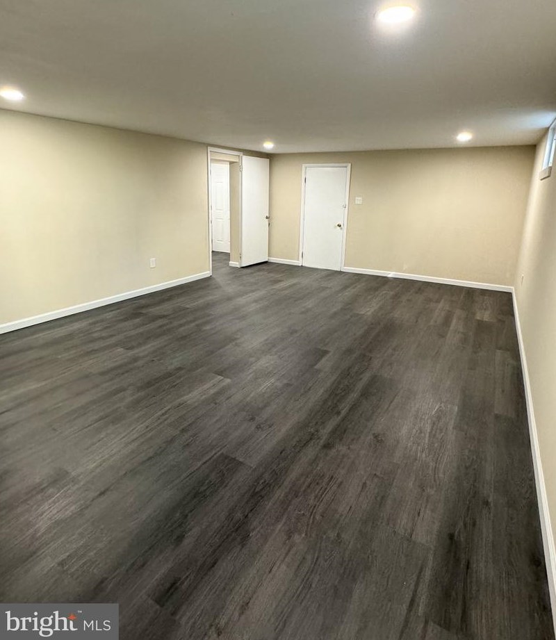 531 Bessemer St, Harrisburg PA  17113-1853 exterior