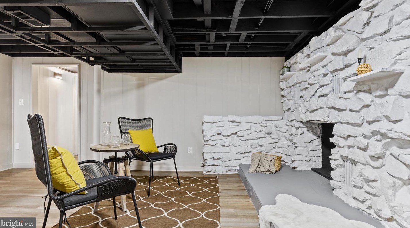 153 Alva Dr, Harrisburg PA  17112-3711 exterior