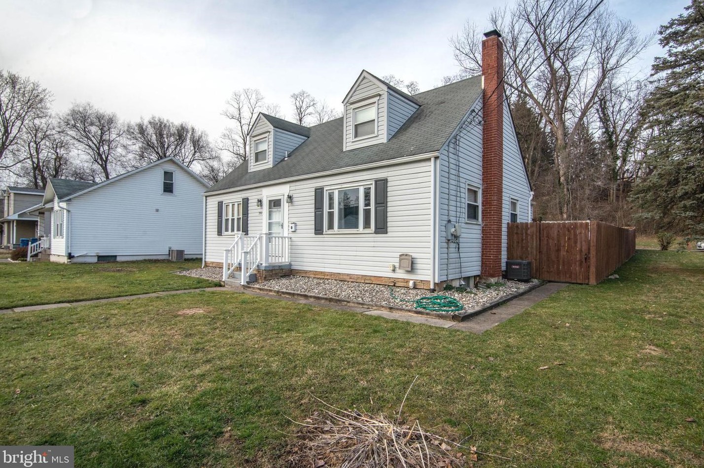390 Market St, Highspire, PA 17034