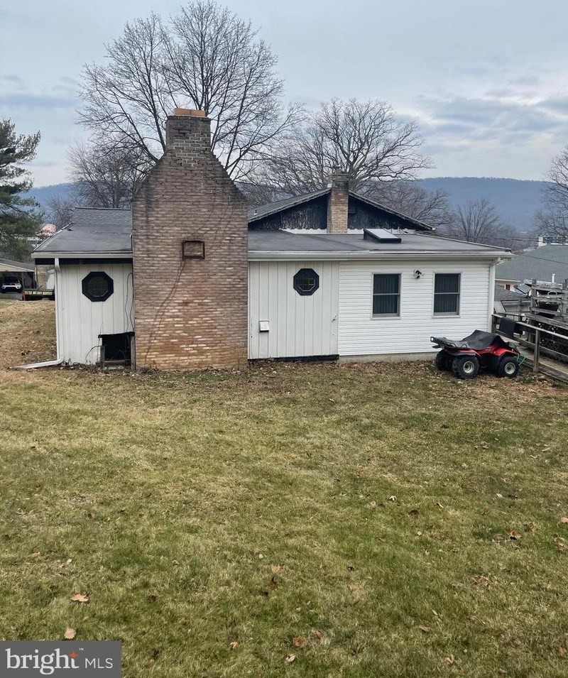 2175 Gale Dr, Harrisburg, PA 17110