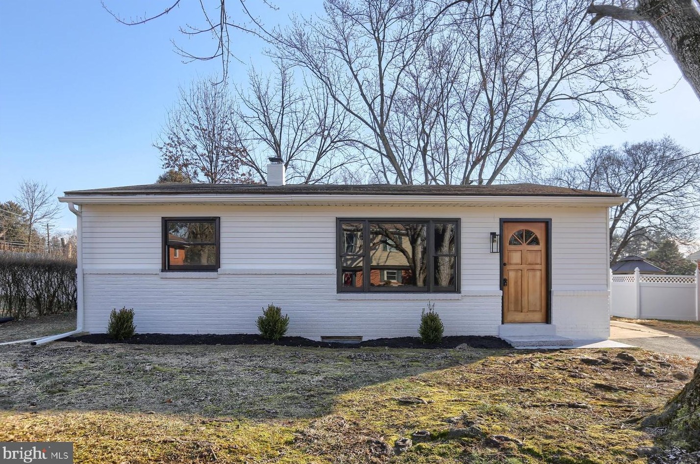 1505 Kay St, Harrisburg, PA 17109-5621